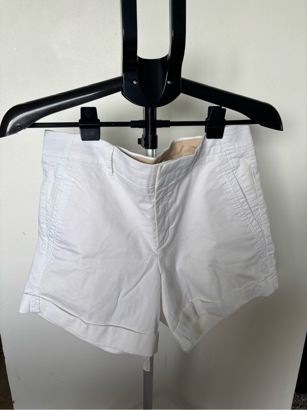 Vince White Women's Tailored Cotton Shorts